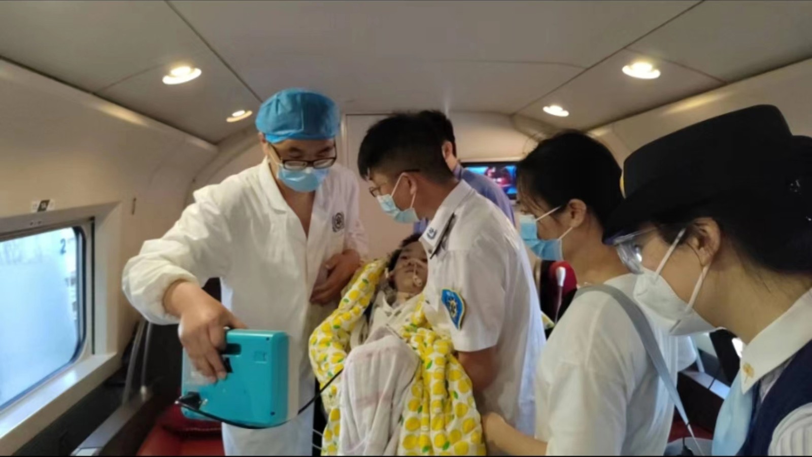 玛多县专业高铁转运