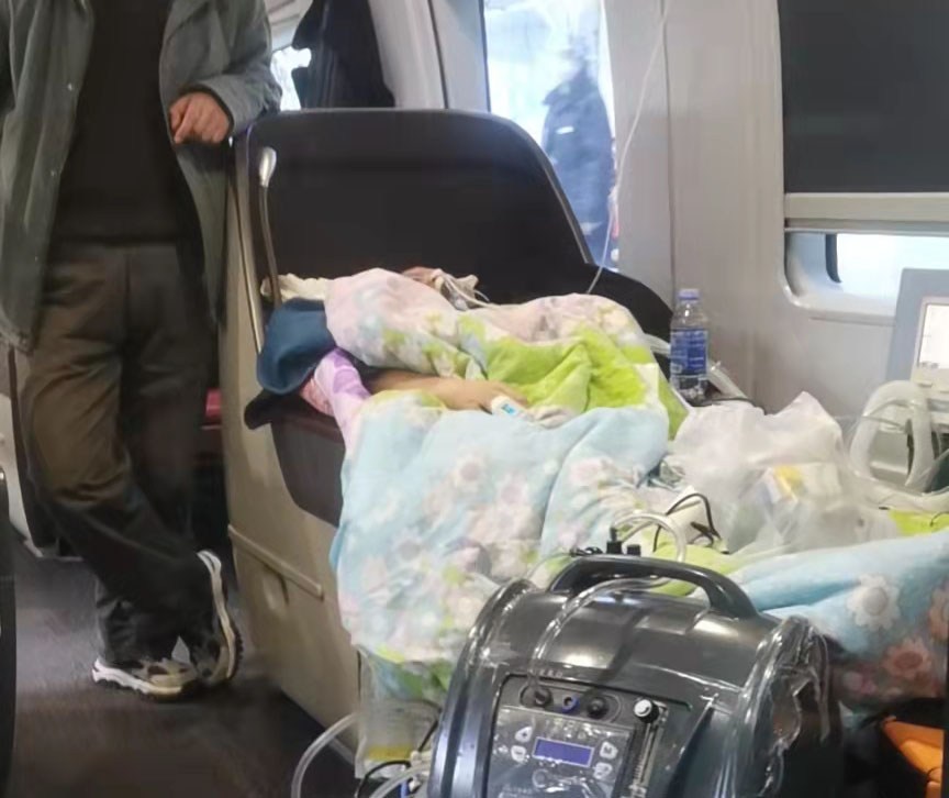 玛多县高铁转运